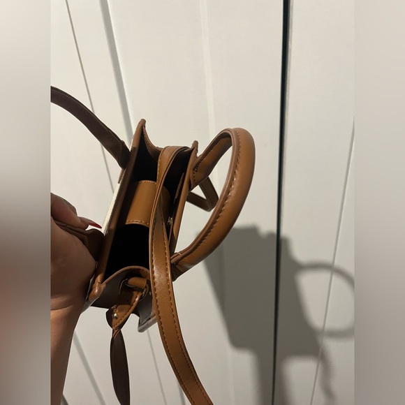 Handbag - Picture 5 of 5